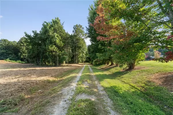 Oak Ridge, NC 27310,1419 NC Highway 68