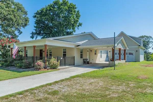 3268 NC Highway 150 N, Lexington, NC 27295