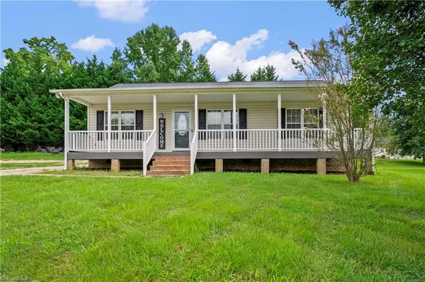 Thomasville, NC 27360,212 Bell DR