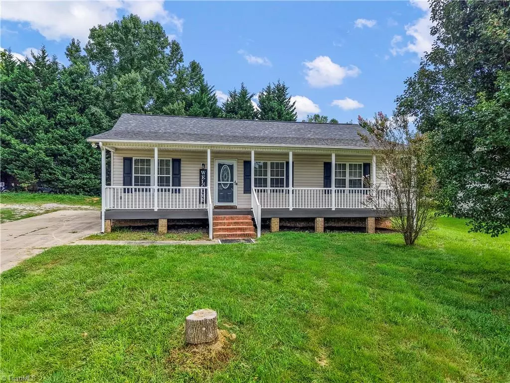 Thomasville, NC 27360,212 Bell DR