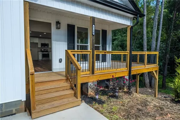 Winston-salem, NC 27101,4150 Moat DR