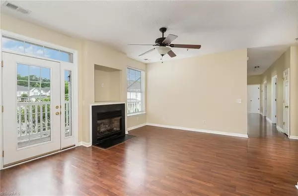 Burlington, NC 27215,3009 Winston DR #90