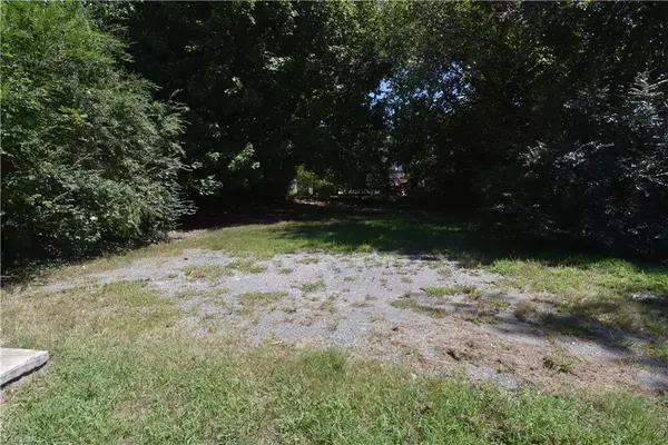 Winston-salem, NC 27105,2921 Gilmer AVE