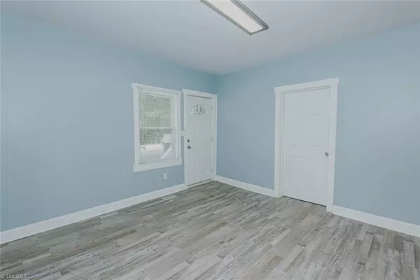 Burlington, NC 27217,1329 Parker ST