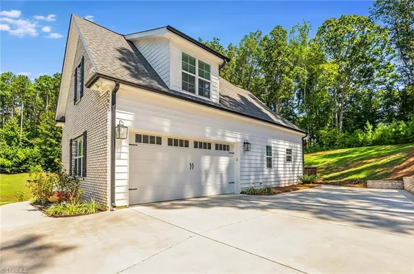 Mocksville, NC 27028,195 Canyon RD