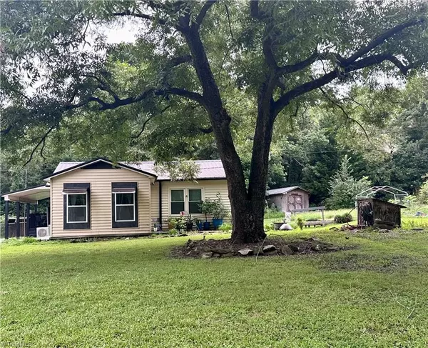341 King RD, Seagrove, NC 27341