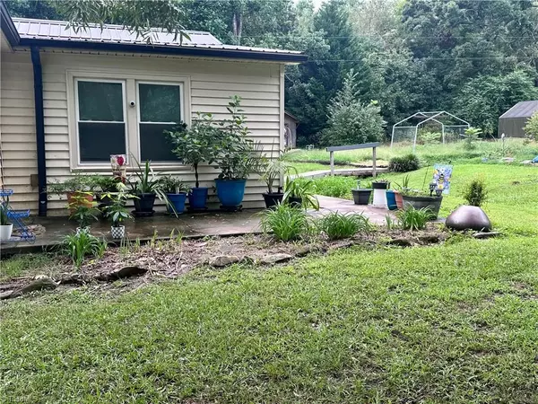 Seagrove, NC 27341,341 King RD