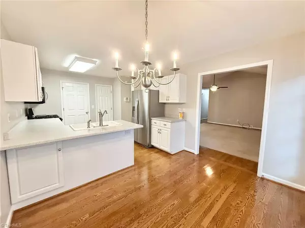 Oak Ridge, NC 27310,7500 Bartonshire CT