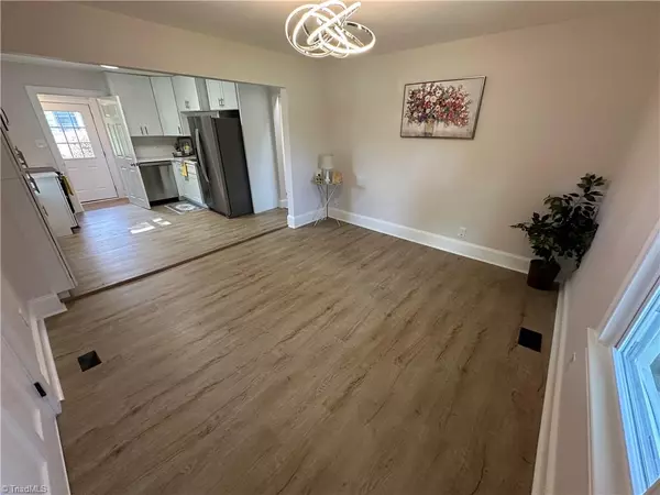 Burlington, NC 27217,520 Delaware AVE