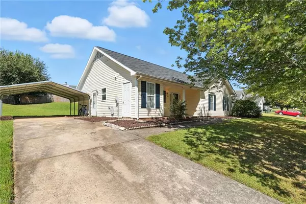 Greensboro, NC 27405,1603 Coventry Woods CT