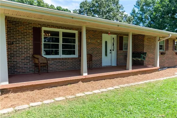 1494 Westmoreland RD, King, NC 27021