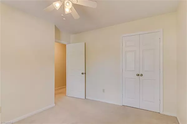 Greensboro, NC 27409,4201 Edith LN #106