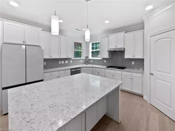 Burlington, NC 27215,330 Macallan DR