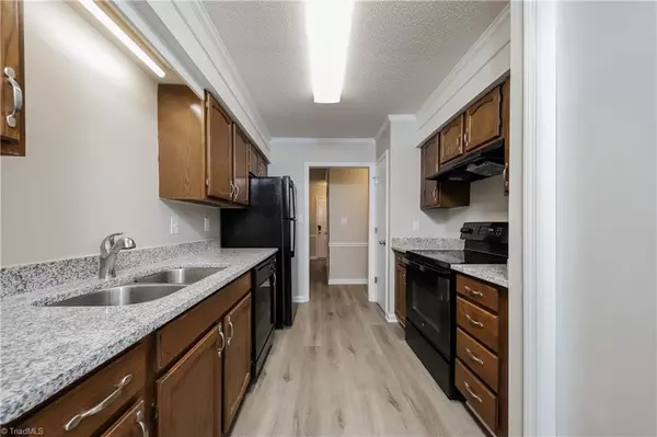 Clemmons, NC 27012,183 Scottsdale LN