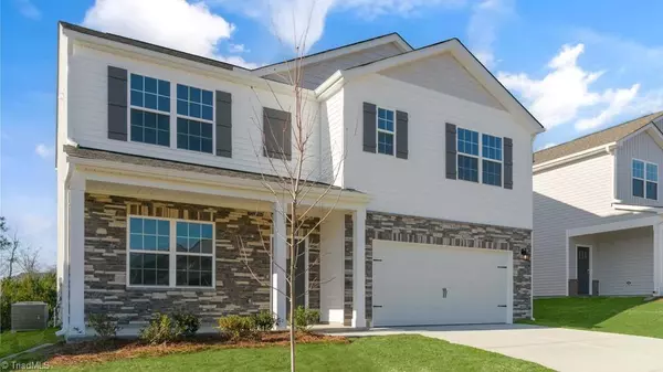 Winston-salem, NC 27295,389 Falcon LN