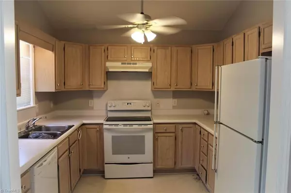 High Point, NC 27265,1201 Bayford CT