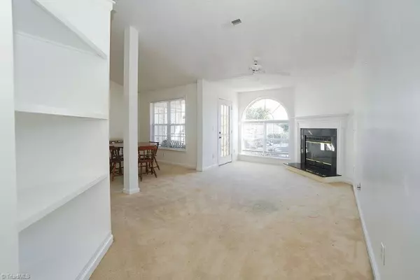 Greensboro, NC 27409,3634 Morris Farm DR #3A