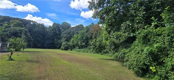 High Point, NC 27260,928 #R1 Marlboro ST