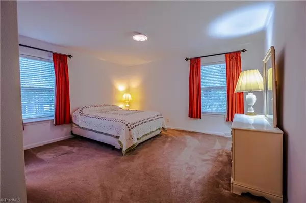 Winston-salem, NC 27106,2320 Colerain Creek DR