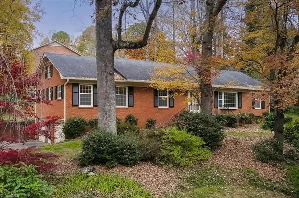 Winston-salem, NC 27104,3351 Kirklees RD