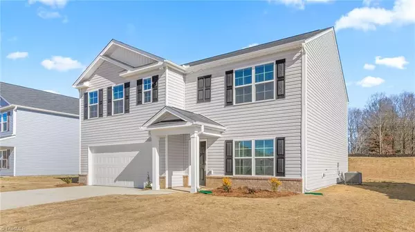 King, NC 27021,153 Preston Oaks DR
