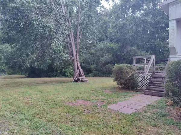 Lexington, NC 27292,527 Riverview RD