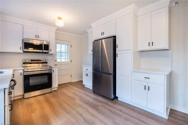 Pfafftown, NC 27040,4103 Transou RD