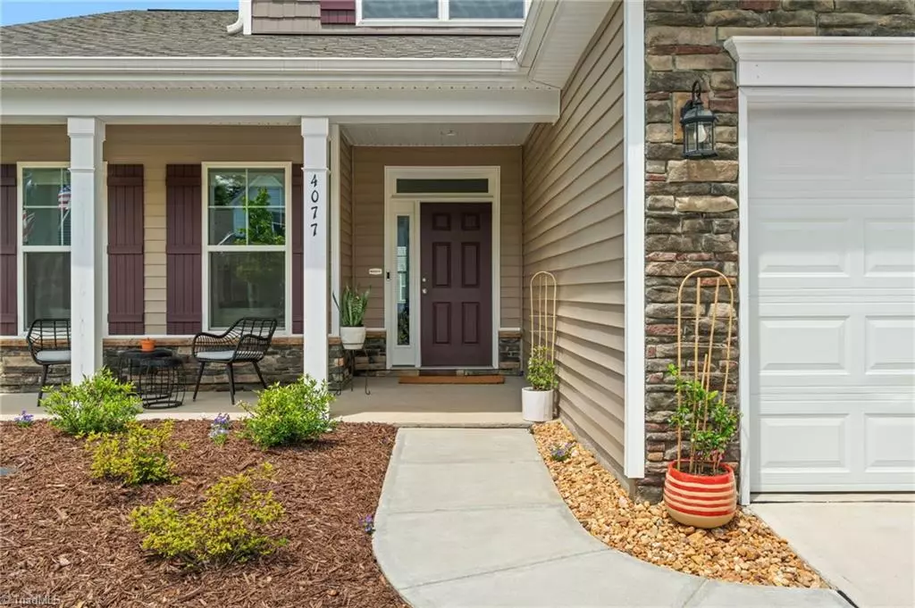 Winston-salem, NC 27107,4077 Glenn Knoll LN