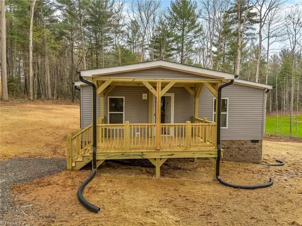 North Wilkesboro, NC 28659,TBD Ridge Top RD