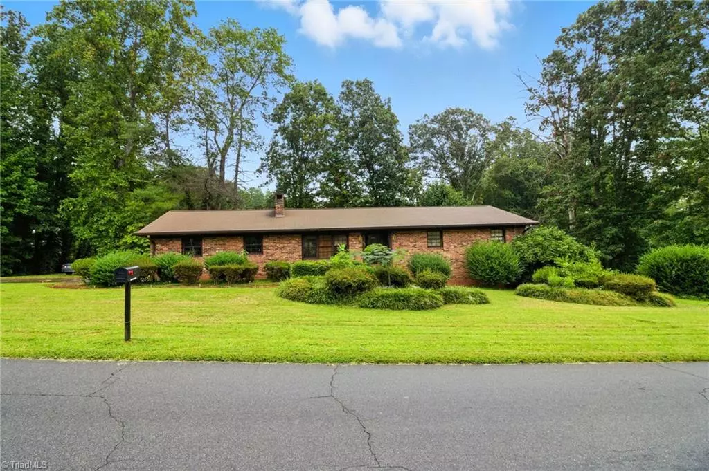 Wilkesboro, NC 28697,123 Kerry LN