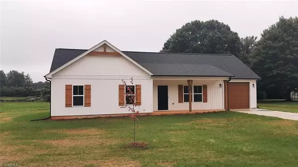 Yadkinville, NC 27055,1019 Kennedy ST