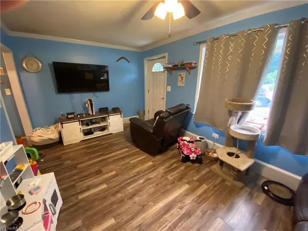 Mount Airy, NC 27030,249 E Poplar ST