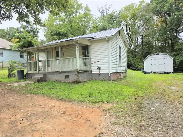 High Point, NC 27262,244 Dorothy ST