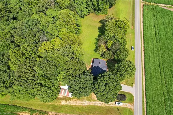 Elkin, NC 28621,856 Haynes RD