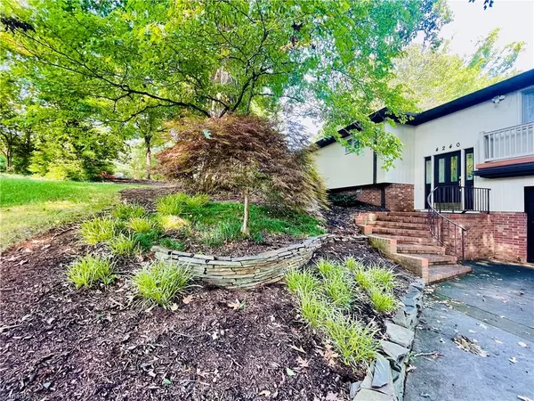 Clemmons, NC 27012,4240 Briar Creek RD