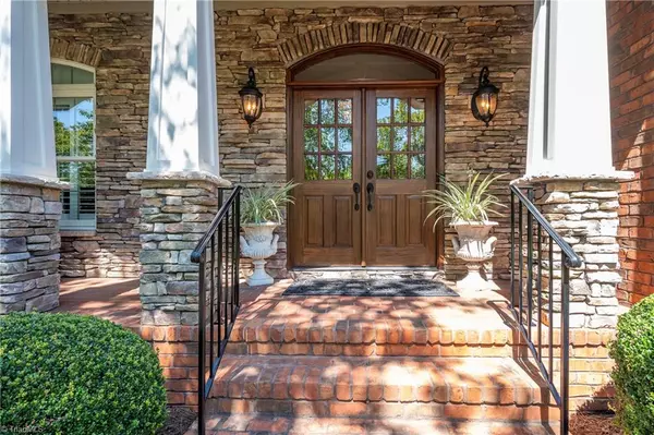 Bermuda Run, NC 27006,116 Knicker LN