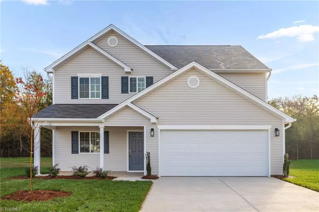 Mcleansville, NC 27301,4 Torbay CT