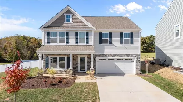 1624 Running Deer DR, Kernersville, NC 27284