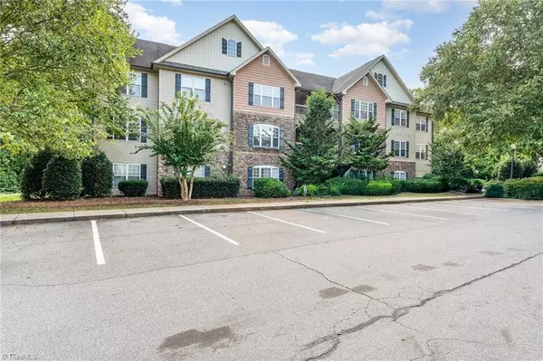 4742 Tatton Park CIR #2A, Winston-salem, NC 27103