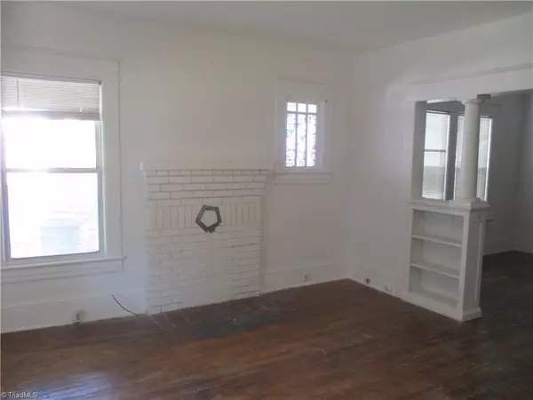 High Point, NC 27262,326 Louise AVE