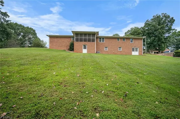 Lexington, NC 27295,111 Ryan ST