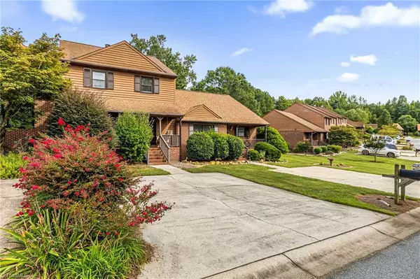 Archdale, NC 27263,5110 Country LN