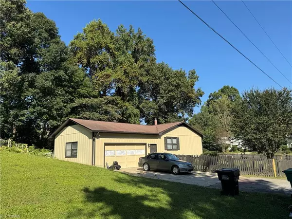 High Point, NC 27263,304 E Springfield RD