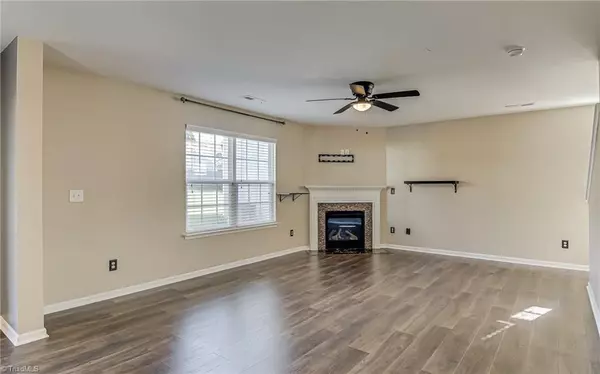 Winston-salem, NC 27101,3971 Foliage DR