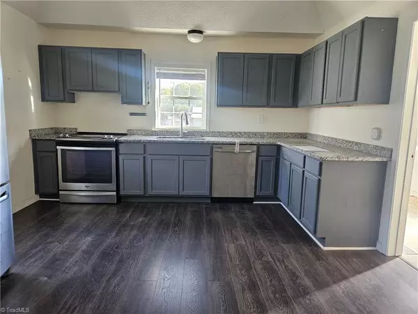 Denton, NC 27239,491 Peacock AVE