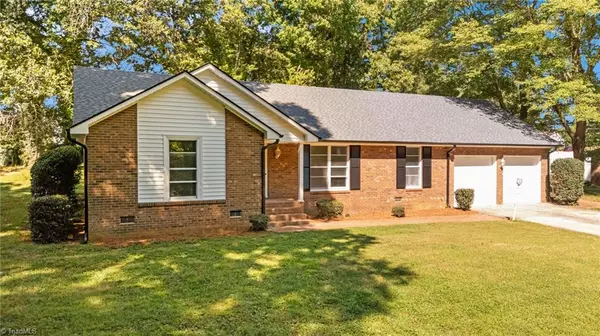 144 Westbridge RD, Winston-salem, NC 27107