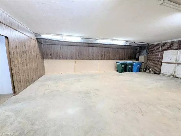 Denton, NC 27239,12 S Main ST