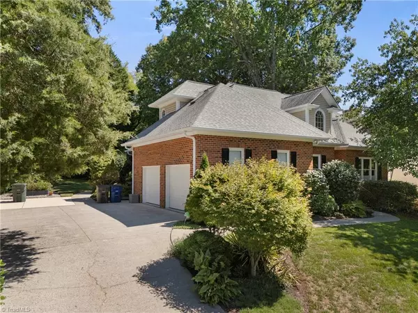 Winston-salem, NC 27104,305 Rockmont DR