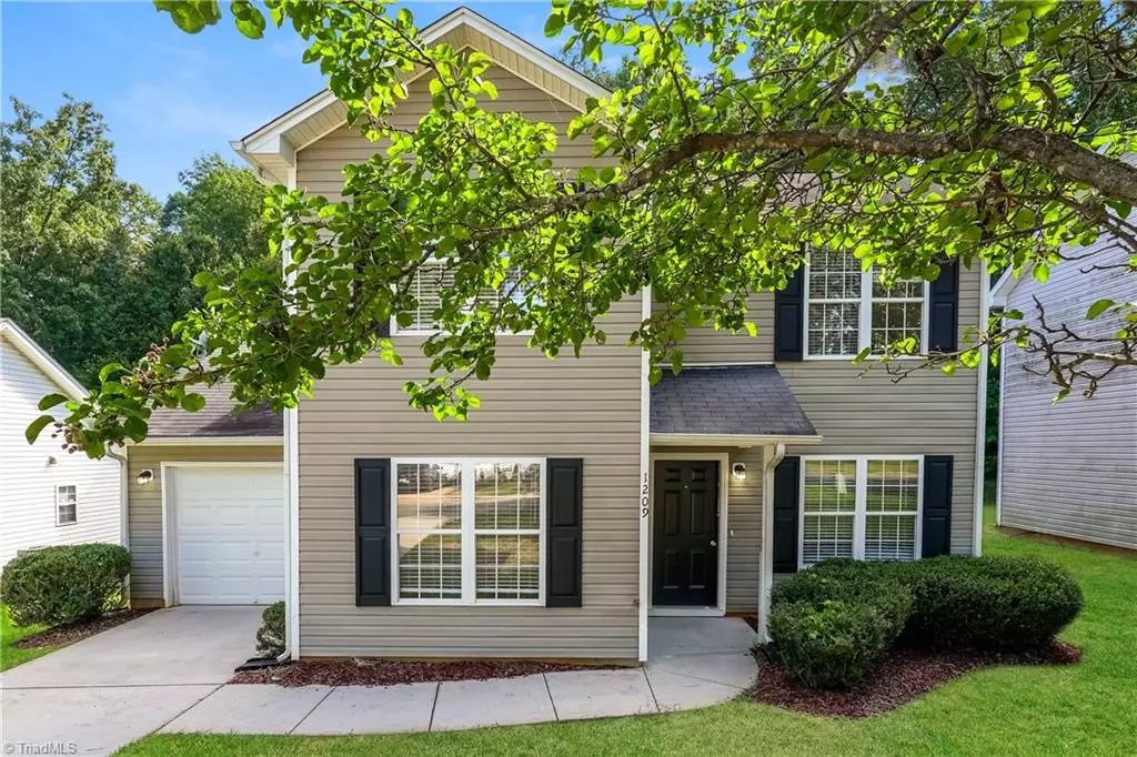 Greensboro, NC 27401,1209 Maury LN