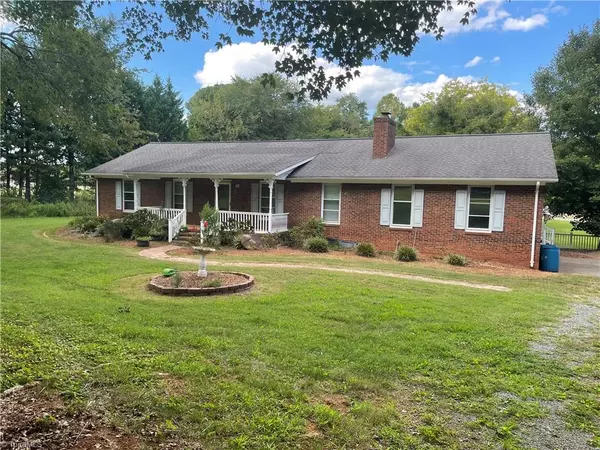 325 Chris ST, Mebane, NC 27302
